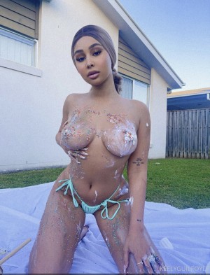 Keely Guilfoyle Photo #4