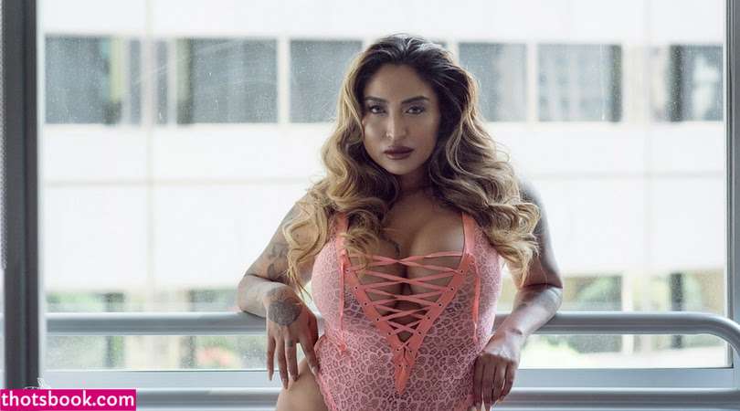 Nikki Sotelo Photo #54