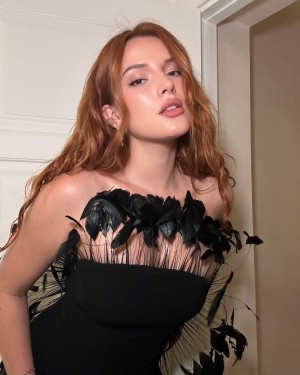 Bella Thorne Photo #194