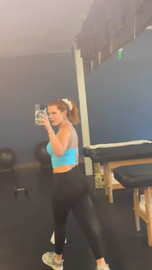 Bella Thorne Photo #199