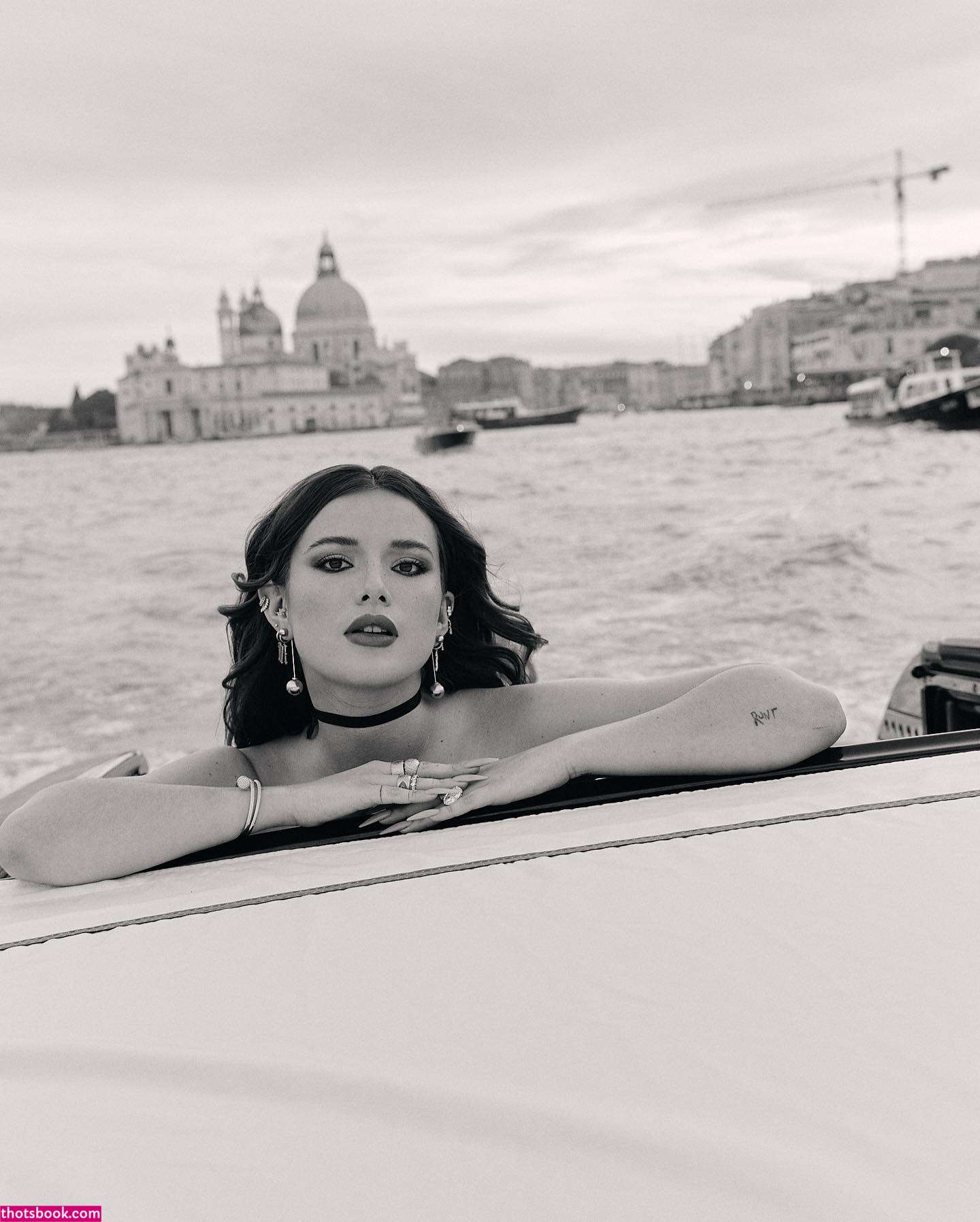 Bella Thorne Photo #230