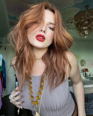 Bella Thorne Photo #260