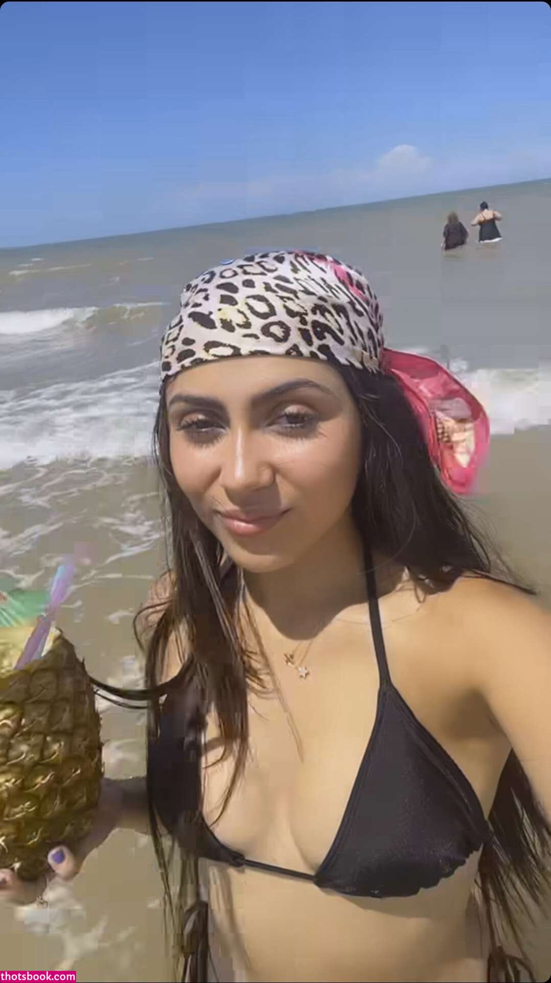 Alondra Delgado Photo #14