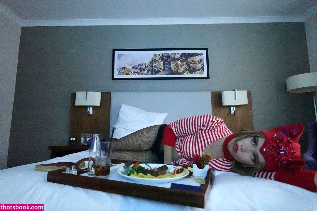 Lexee Smith Photo #77