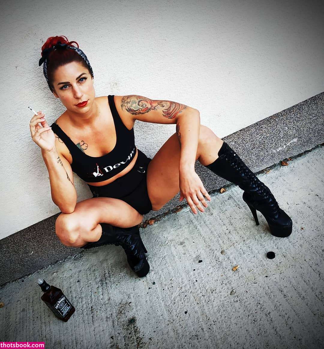 Larraphoenix Photo #4