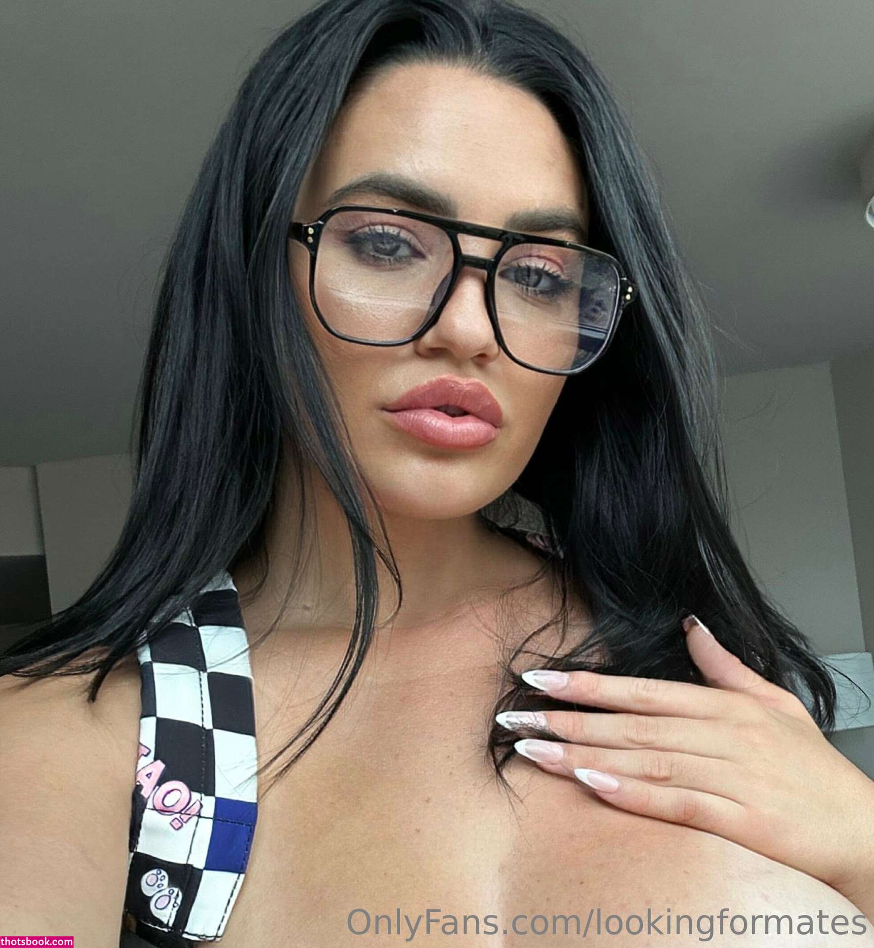 Olivia Knight Photo #4