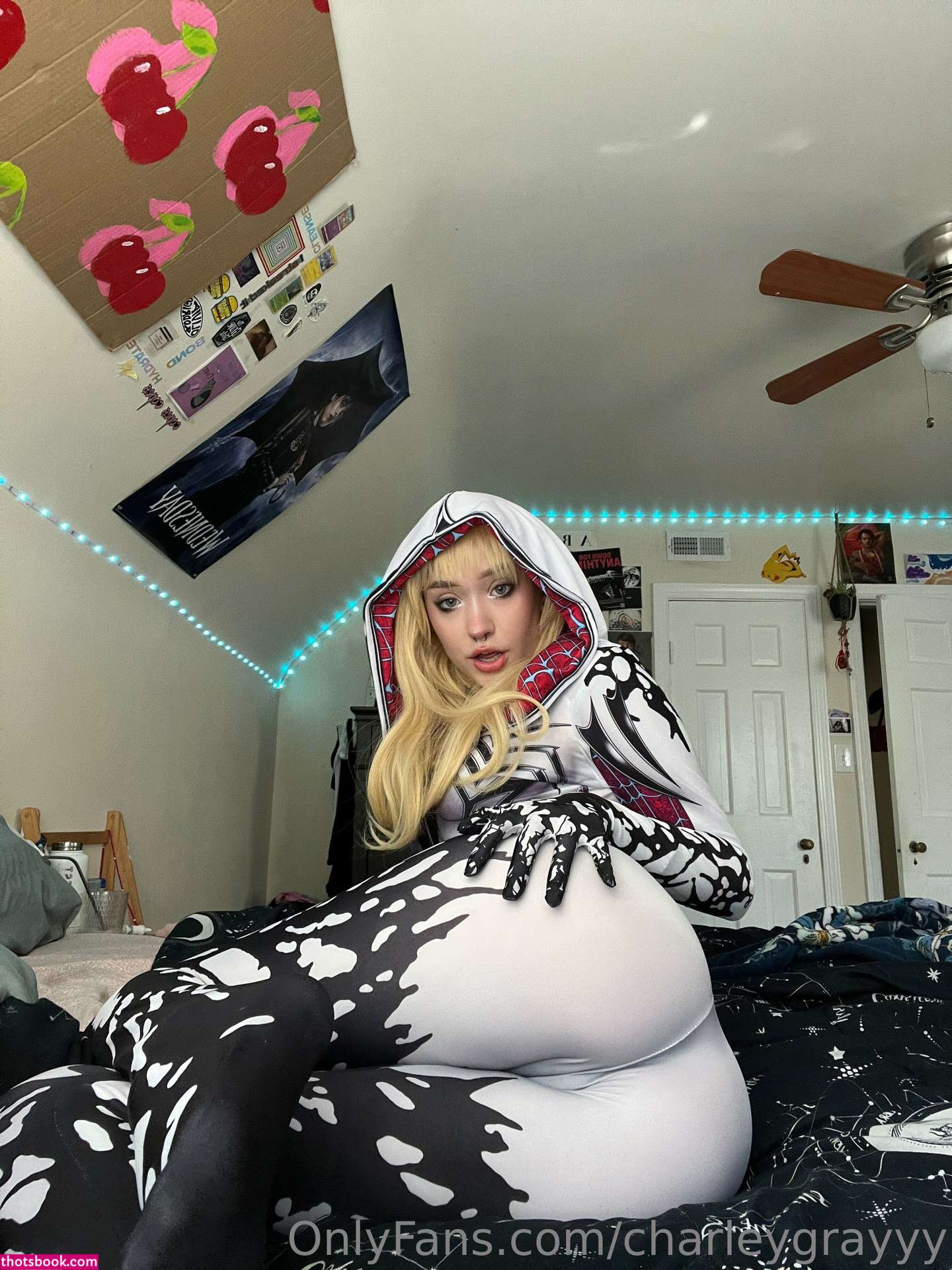 charleygrayyy Photo #96