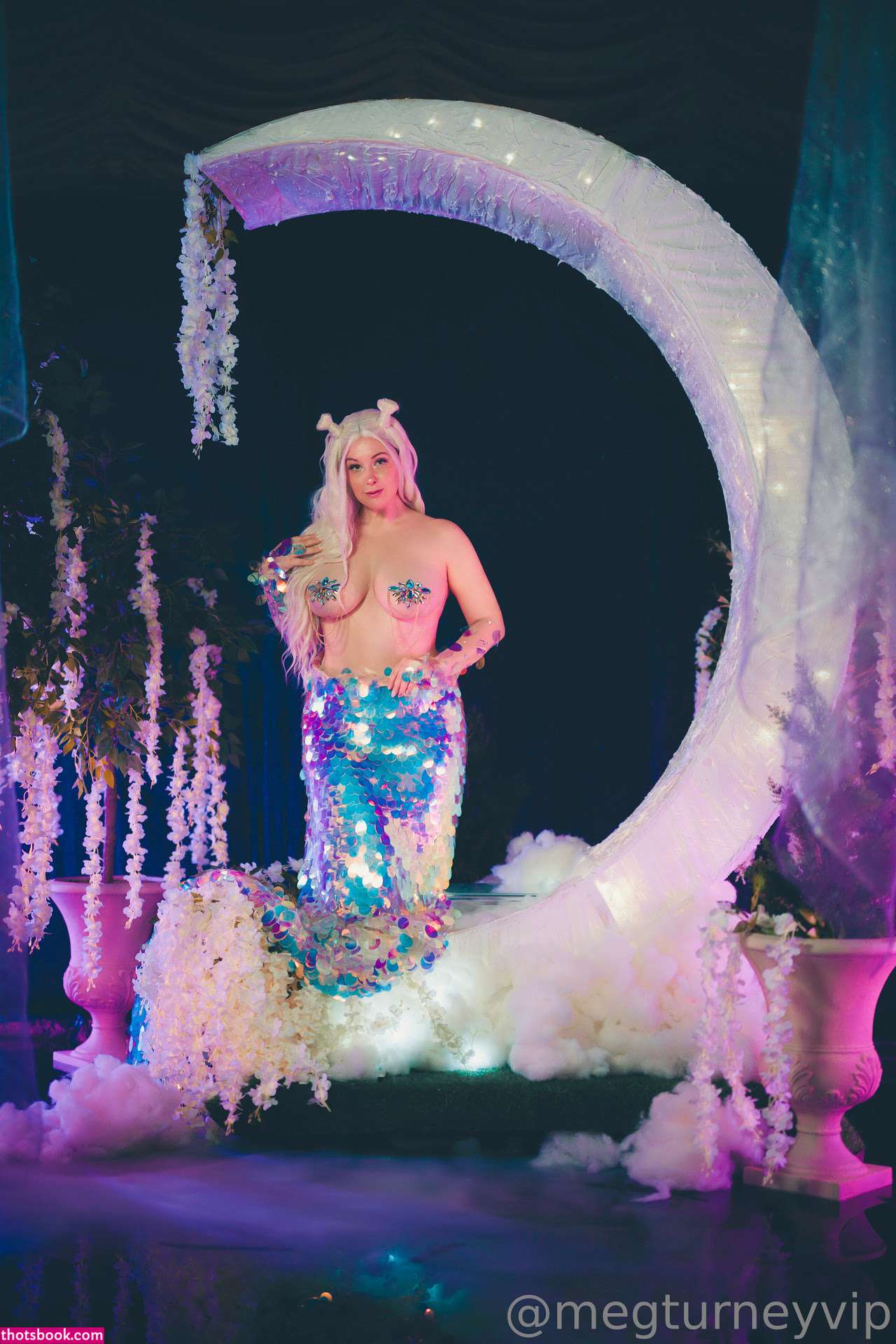 Meg Turney Photo #823