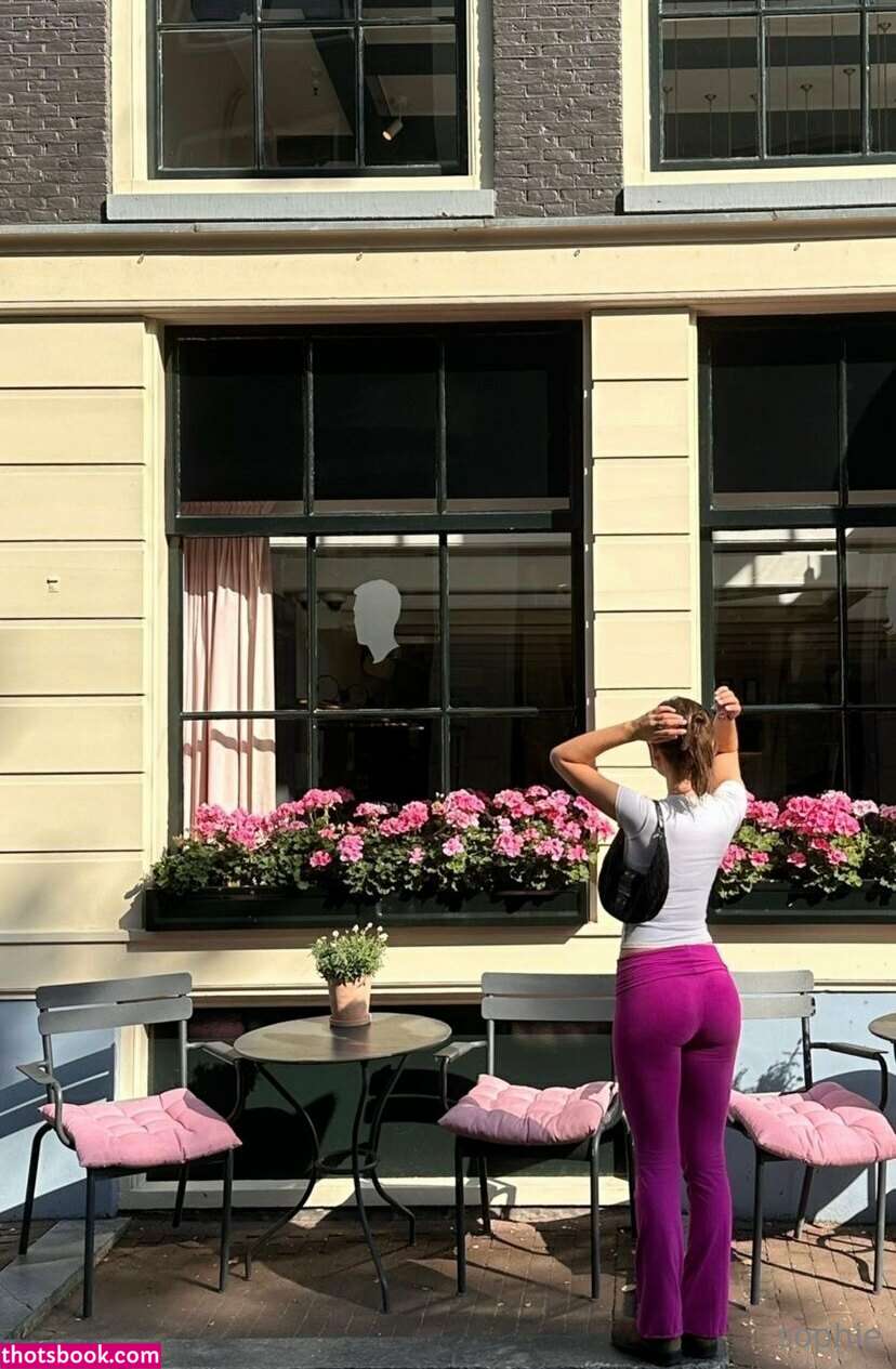 Sophie Mudd Photo #321