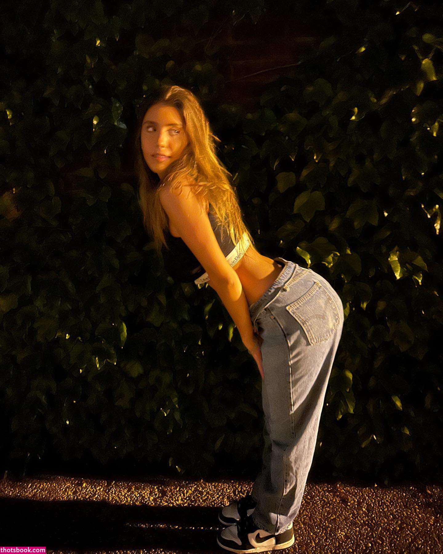 Angelica Meehan Photo #25