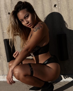 Victoria Kuang Photo #6