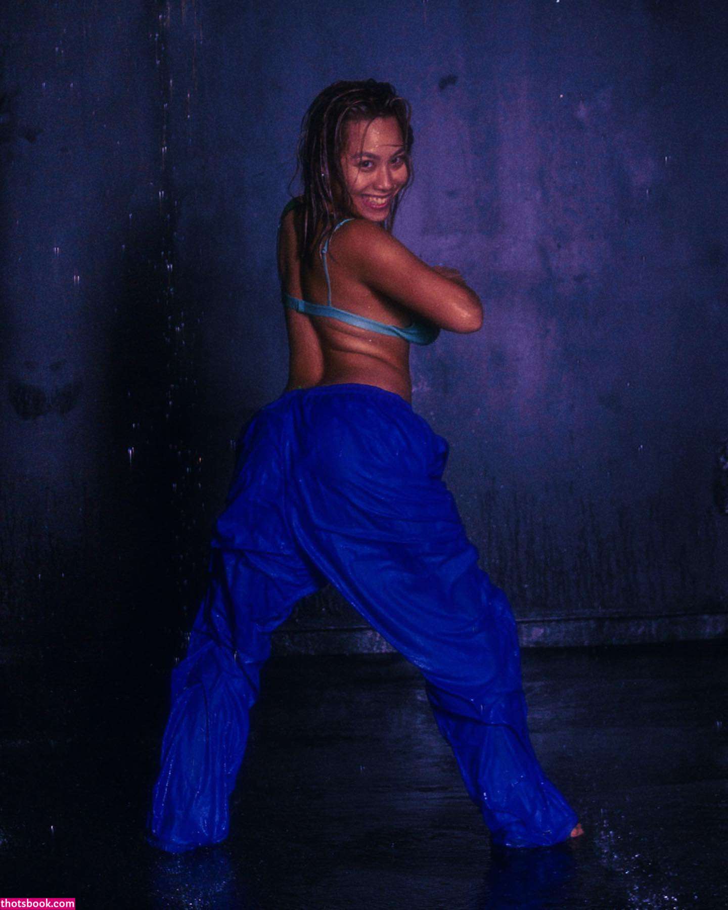 Victoria Kuang Photo #14