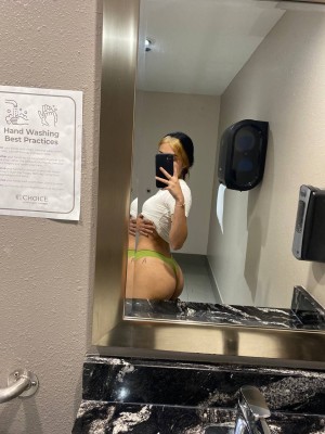 Angela Alvarez Photo #12