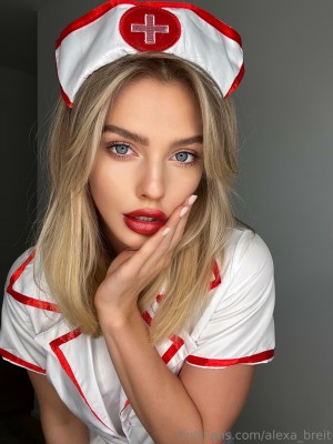 Alexa Breit Photo #50