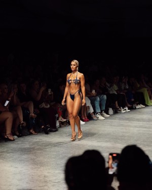 Alexia Inguanzo Photo #51