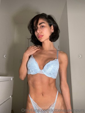 kittenqueenpurs Photo #25