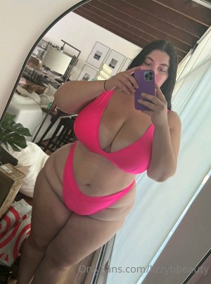 Lizzybbeauty Photo #10