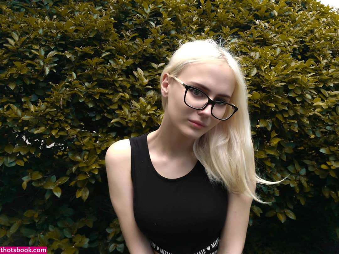 Gloriamatvien Photo #90