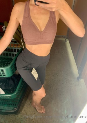 Honeyhandsxo Photo #94