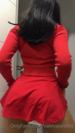 Valeria Valois Post #13