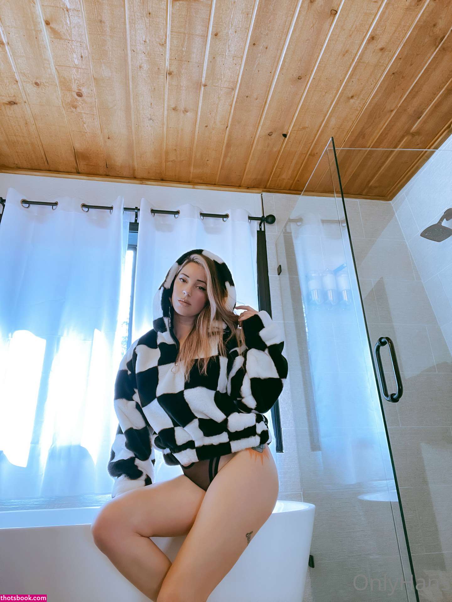 Hannahrayninja Photo #65