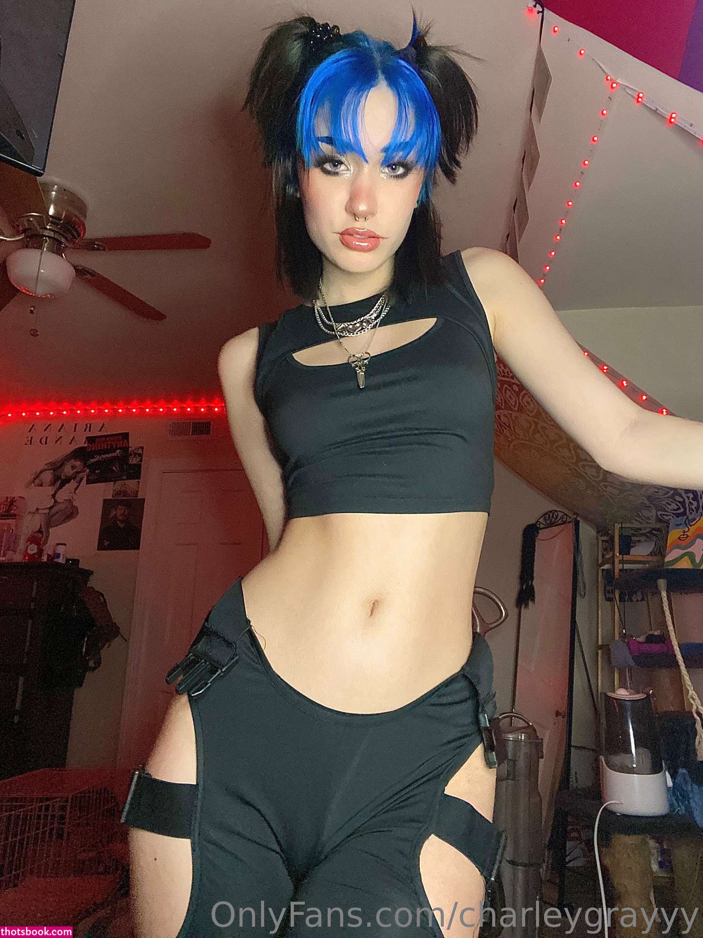 charleygrayyy Photo #15