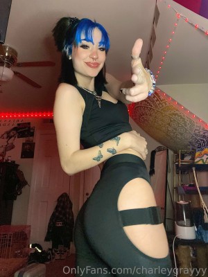 charleygrayyy Photo #11