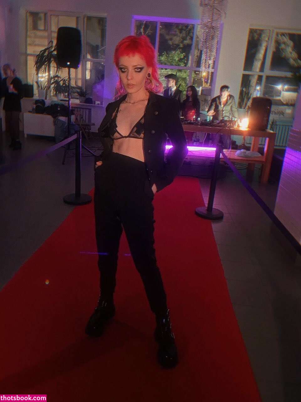 itsadeathwish Photo #29