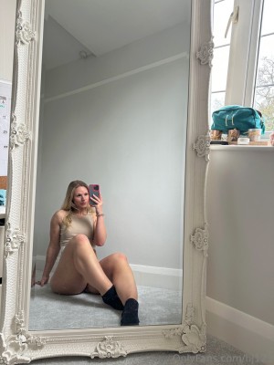 Hattie James Photo #11