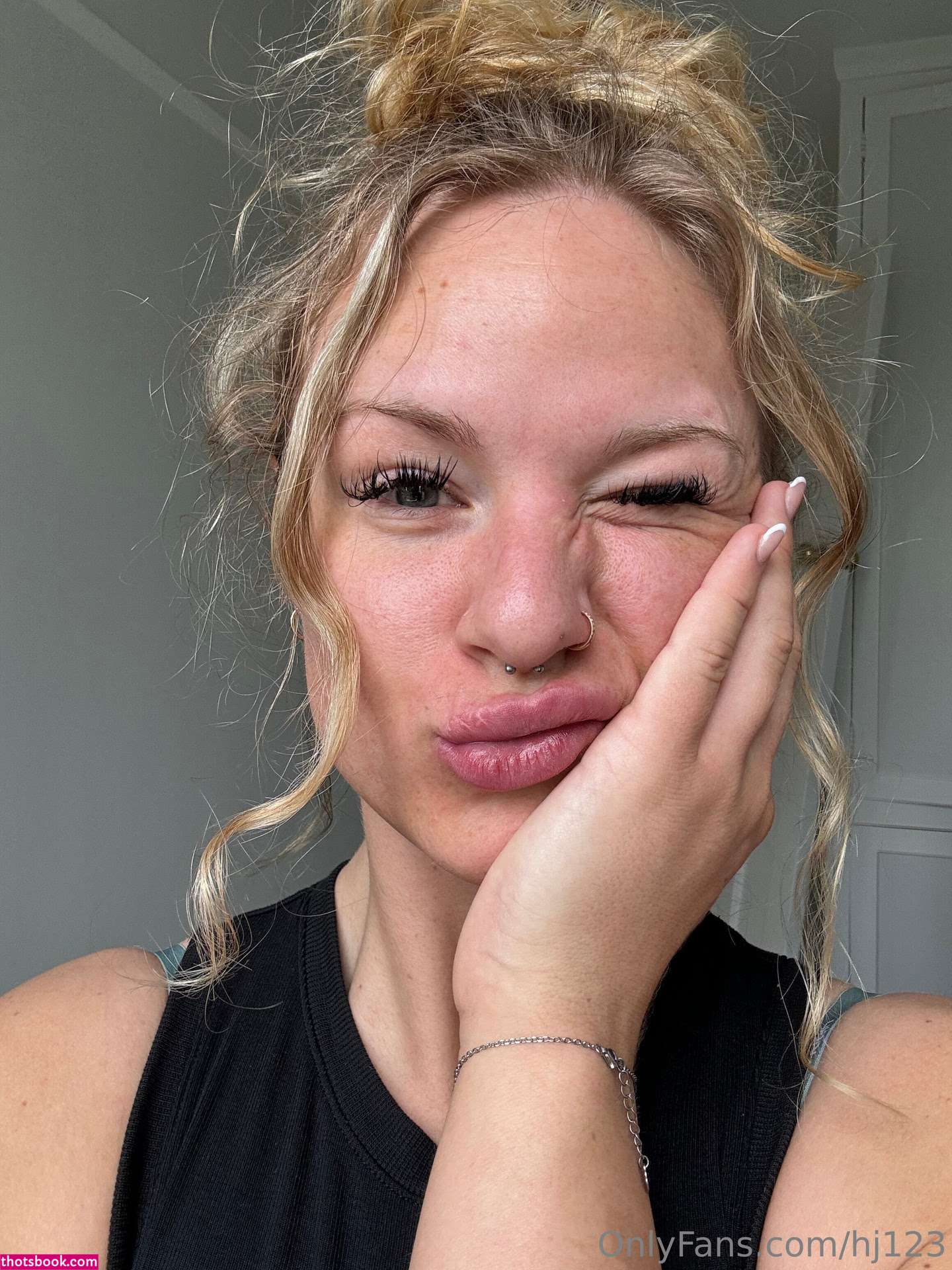 Hattie James Photo #34