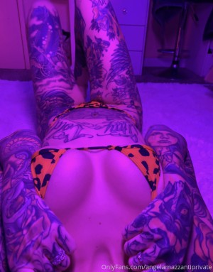 Angela Mazzanti Photo #81