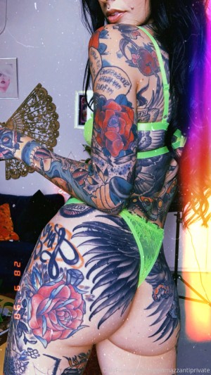 Angela Mazzanti Photo #156