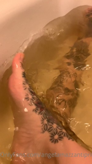 Angela Mazzanti Post #18