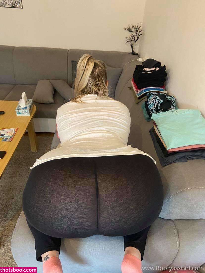 Bootyass Girl Photo #28