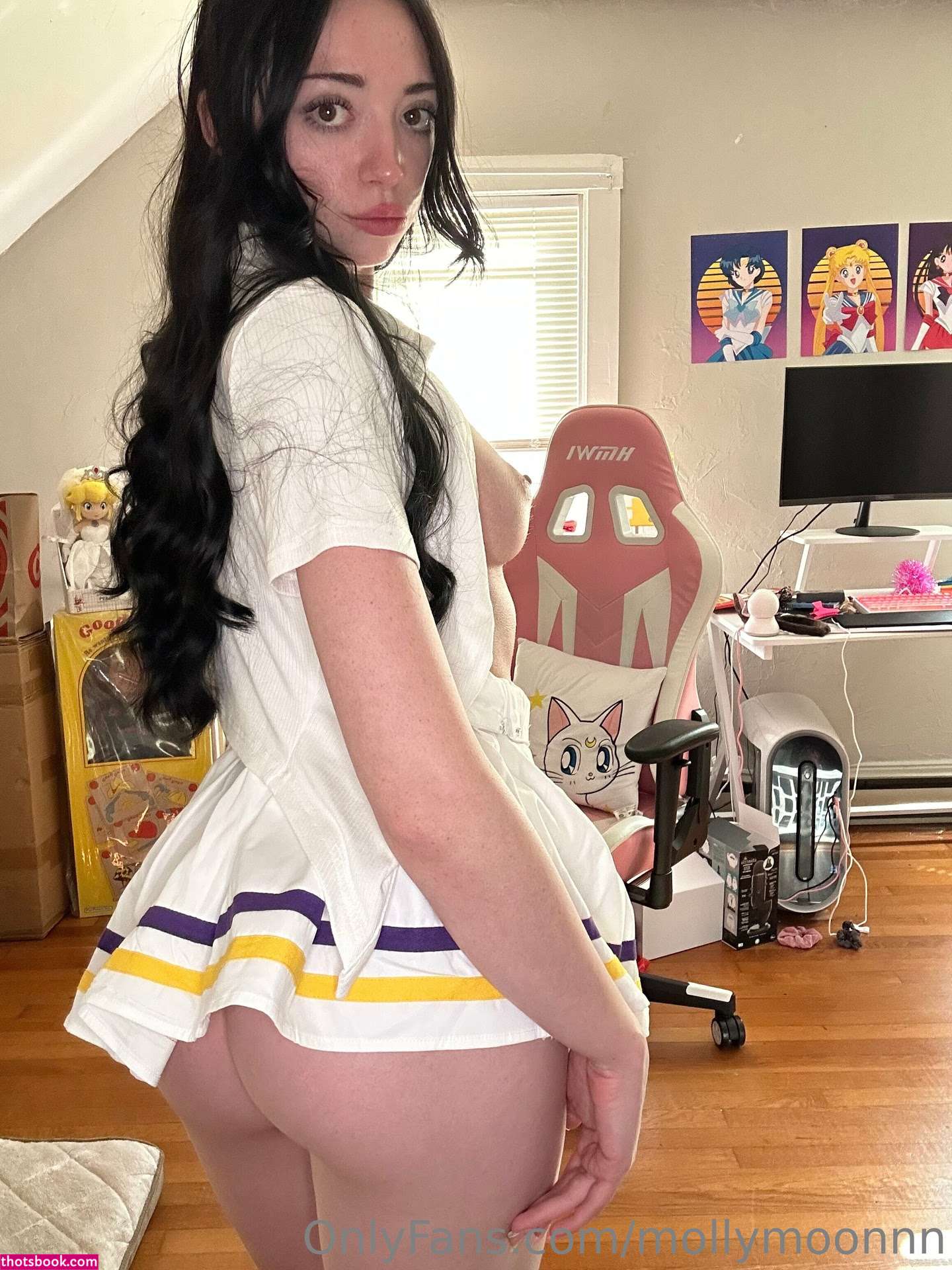 Mollymoonnn Photo #48