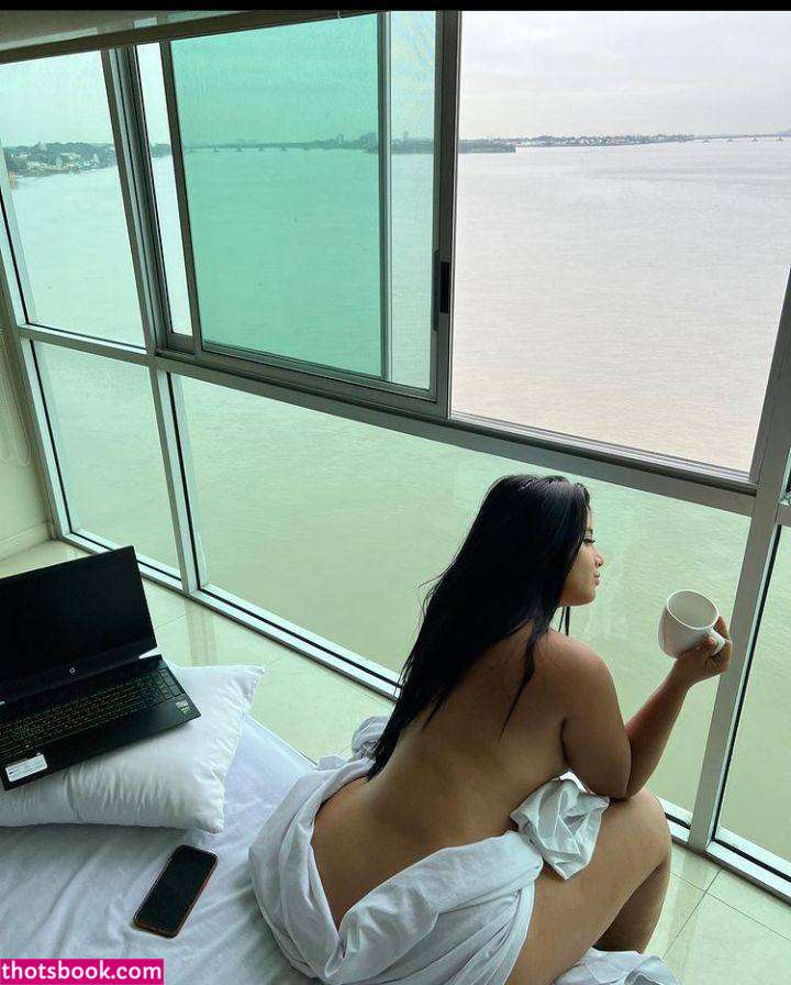 Alejandra Quiroz Photo #65