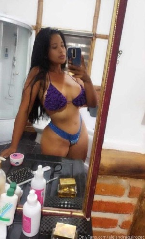 Alejandra Quiroz Photo #80