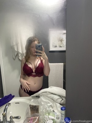 Freakygen Gennyof Photo #105