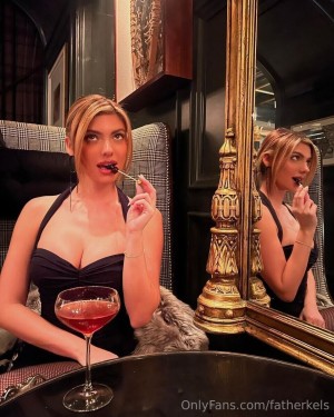 Kelsey Calemine Photo #80