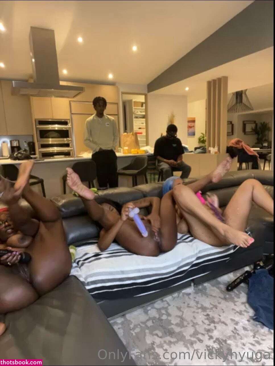 Vicky Hyuga Photo #60