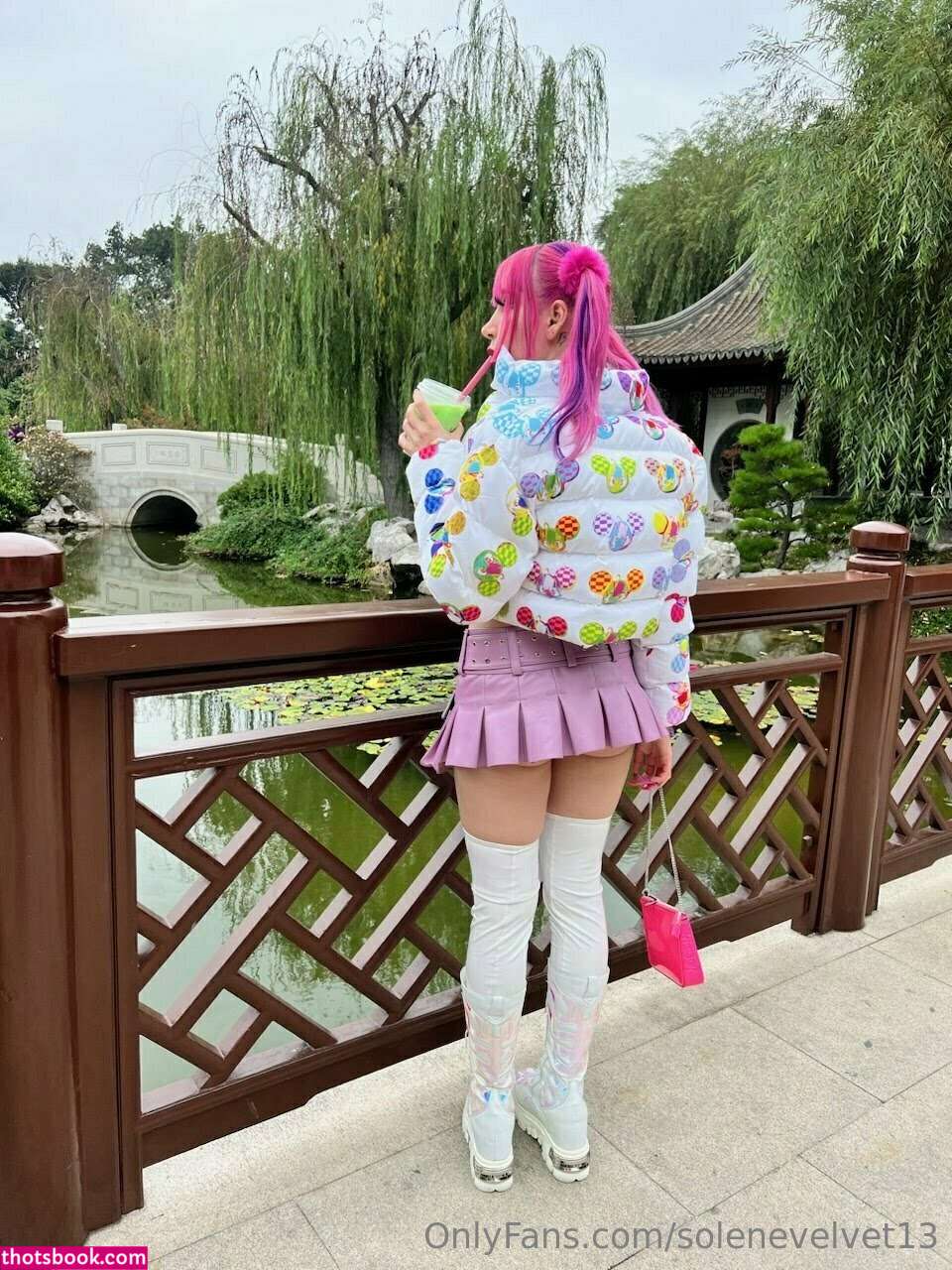 Solenevelvet Photo #17