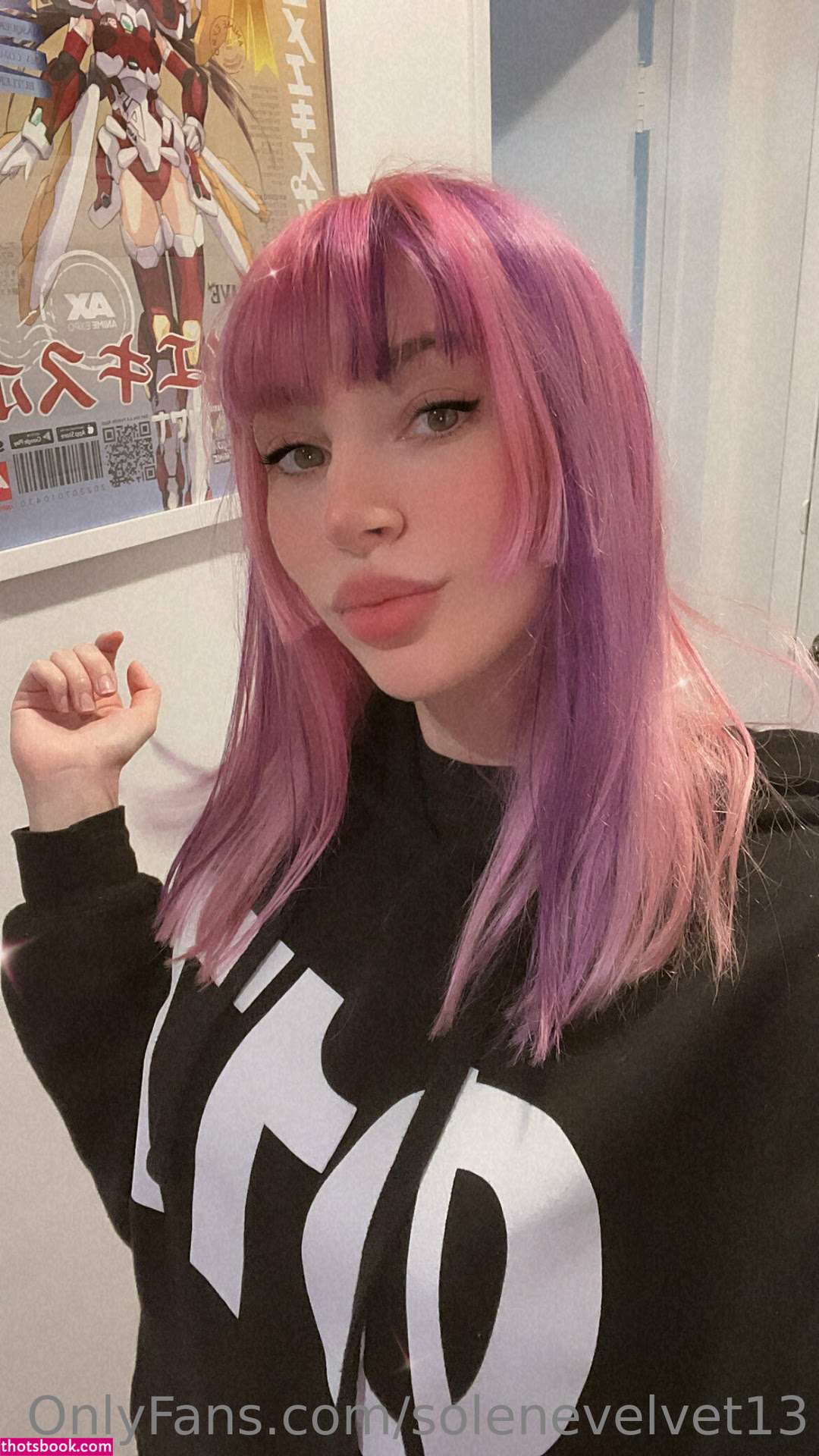 Solenevelvet Photo #26