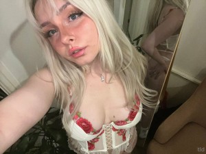 itslikedaisy Photo #275