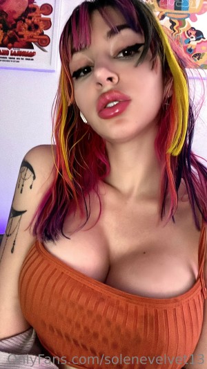 Solenevelvet Photo #37