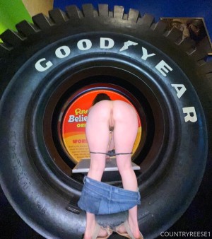 Reese Leon Photo #167