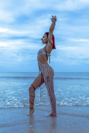 Julzimplied Photo #47