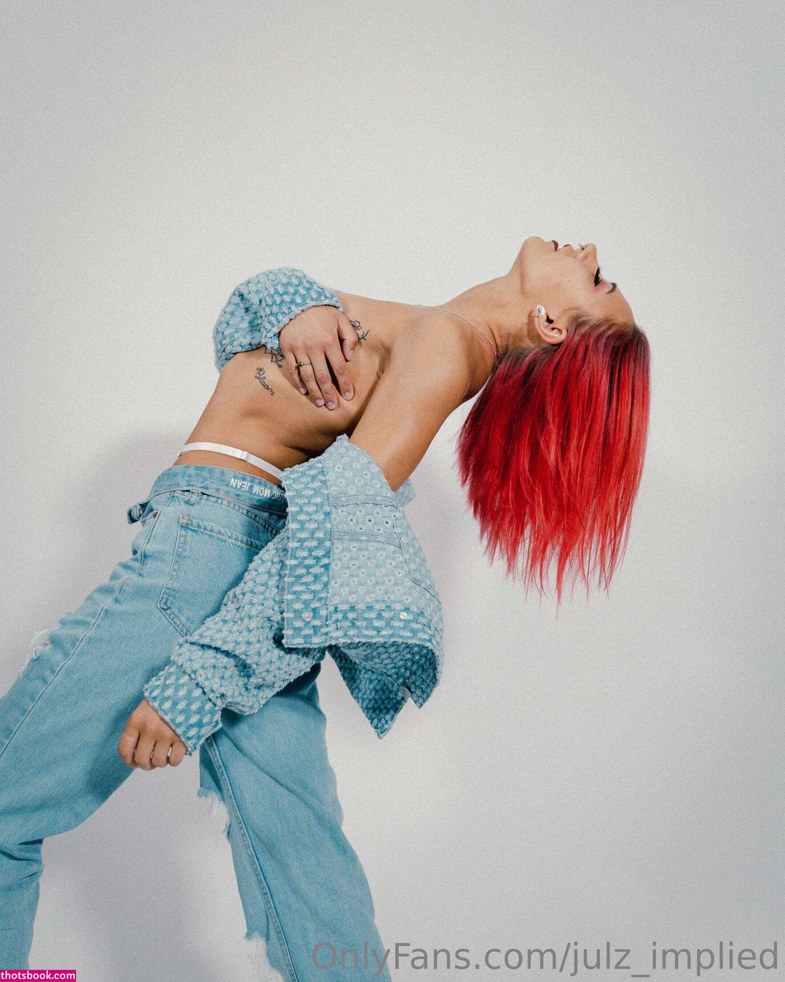 Julzimplied Photo #71