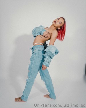 Julzimplied Photo #63
