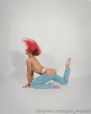 Julzimplied Photo #64