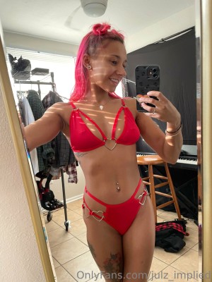 Julzimplied Photo #121